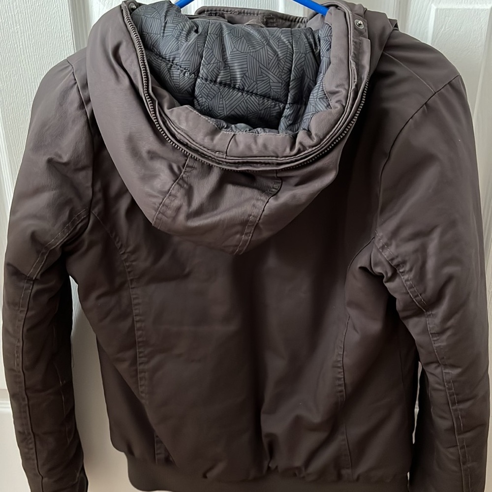 🎶Bench bomber jacket - Picture 8 of 8
